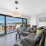 Tyra Villa